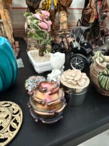Iridescent-Glass-Trinket-Box-with-Sculpted-Flower-Lid