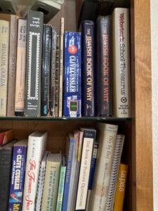 Mixed-Collection-of-Used-Non-Fiction-and-Reference-Books-third-image