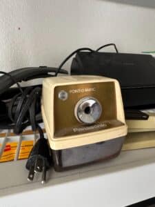 Panasonic-KP-A-Point-O-Matic-Electric-Pencil-Sharpener