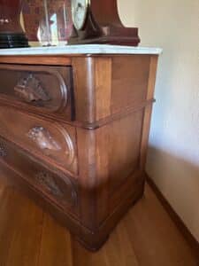Victorian-Walnut-Marble-Top-Chest-of-Drawers-with-Grape-Carvings-second-image