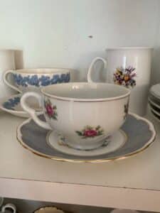 Vintage-Colclough-Bone-China-Floral-Teacup-and-Saucer-with-Grey-Scalloped-Border