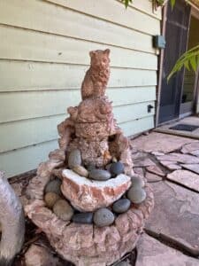 Vintage-Concrete-Cat-Garden-Fountain