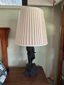 Vintage-Figural-Table-Lamp-Cavalier