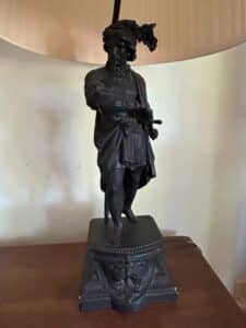 Vintage-Figural-Table-Lamp-Cavalier-second-image