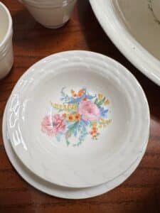 Vintage-Homer-Laughlin-Virginia-Rose-Dinnerware-second-image