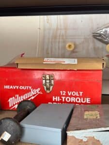 Vintage-Milwaukee-Volt-Hi-Torque-Metal-Tool-Box