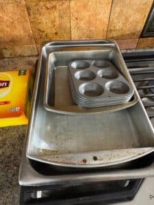 Vintage-Mirro-Aluminum-Muffin-Pan-Lot