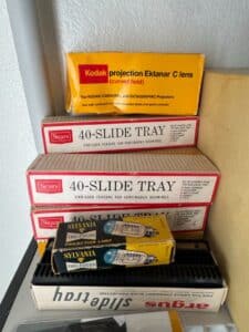 Vintage-Slide-Projector-Accessory-Lot-Kodak-Lens-Sears-Trays-Sylvania-Lamp-Argus-Tray