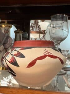 Zia-Pueblo-Polychrome-Pottery-Olla-with-Bird-or-Feather-Motif