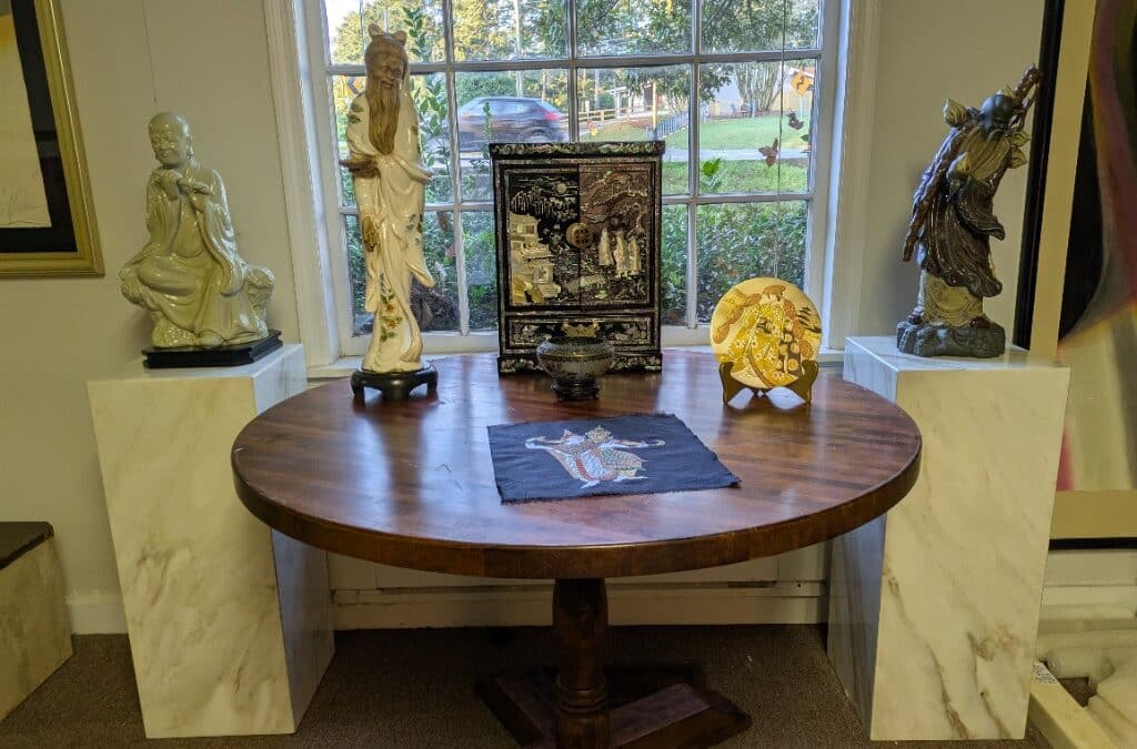 Business Liquidation in Downtown Roswell – Building, Framing, Art, and so much more!