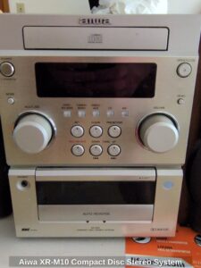 Aiwa-XR-M-Compact-Disc-Stereo-System-second-image