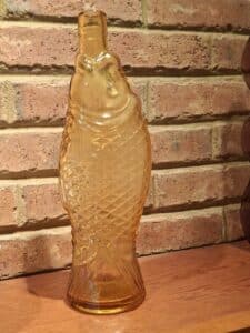 Amber-Glass-Fish-Decanter-or-Bottle