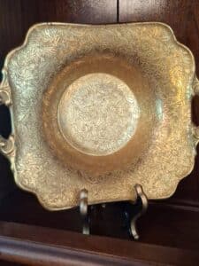 Antique-Brass-Decorative-Bowl-with-Handles