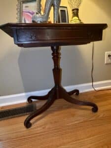 Antique-Mahogany-Duncan-Phyfe-Style-Flip-Top-Game-Table