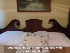 Antique-Mahogany-Four-Poster-Bed-with-Spiral-Carved-Posts-fourth-image