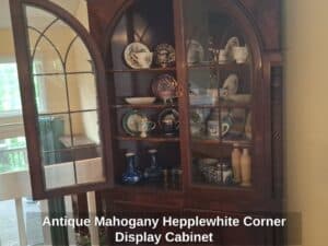 Antique-Mahogany-Hepplewhite-Corner-Display-Cabinet-fourth-image