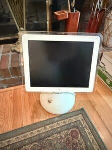Apple-iMac-G-Lamp-Computer-MHz-or-MB-or-GB-third-image