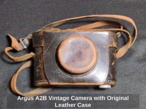 Argus-AB-Vintage-Camera-with-Original-Leather-Case