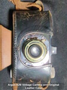 Argus-AB-Vintage-Camera-with-Original-Leather-Case-third-image