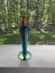 Art-Glass-Pedestal-Vase-Fenton-Favrene-second-image