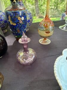 Art-Glass-Perfume-Bottle-with-Amethyst-Swirls