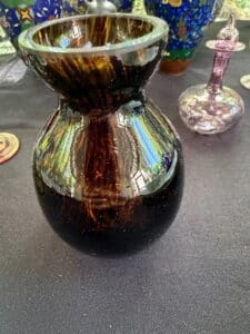 Art-Glass-Vase-with-Swirls-and-Bubbles