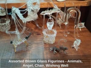 Assorted-Blown-Glass-Figurines-Animals-Angel-Chair-Wishing-Well-third-image