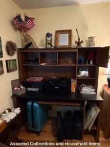 Assorted-Collectibles-and-Household-Items-fifth-image