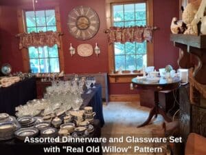 Assorted-Dinnerware-and-Glassware-Set-with-Real-Old-Willow-Pattern-fifth-image
