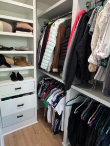 Assorted-Womens-Clothing-and-Accessories-fourth-image