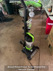 Bissell-PowerForce-Turbo-Rewind-Pet-Vacuum-Cleaner