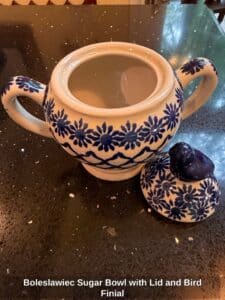 Boleslawiec-Sugar-Bowl-with-Lid-and-Bird-Finial-second-image