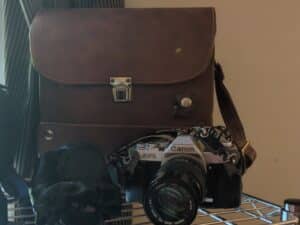 Canon-AV-mm-Film-Camera-with-Canon-FD-mm-f-or-.-Lens-and-Leather-Bag