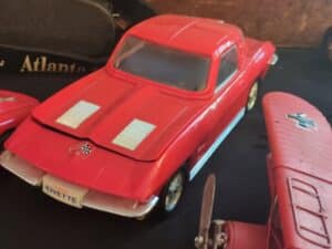 Chevrolet-Corvette-Sting-Ray-VHS-Rewinder-Toy