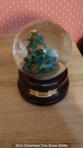 Christmas-Tree-Snow-Globe-B