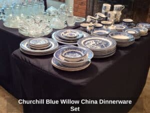 Churchill-Blue-Willow-China-Dinnerware-Set-second-image