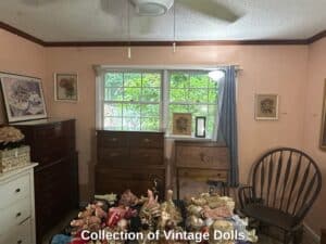 Collection-of-Vintage-Dolls