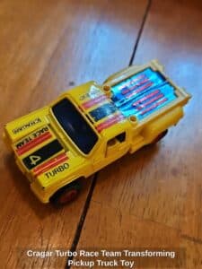 Cragar-Turbo-Race-Team-Transforming-Pickup-Truck-Toy-third-image
