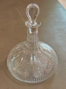 Crystal-Decanter-with-Stopper-second-image-2