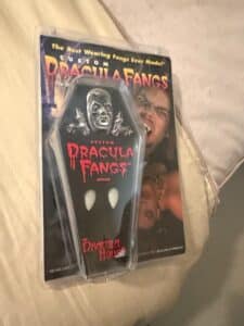 Custom-Dracula-Fangs