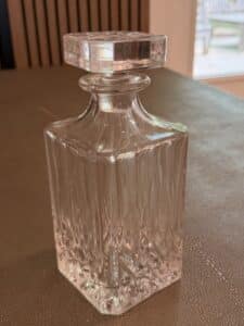 Cut-Crystal-Square-Decanter-2