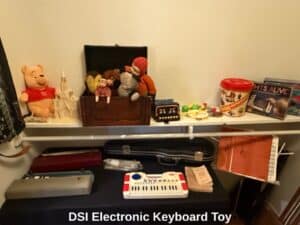 DSI-Electronic-Keyboard-Toy-B