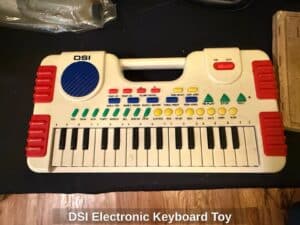 DSI-Electronic-Keyboard-Toy-B-third-image