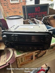 Daimler-Chrysler-RBQ-AM-or-FM-CD-Player-Radio