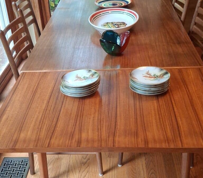 A Must-See in Milton – Furniture, Decor, Comics, Coins, Fine Jewelry & More!