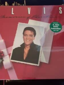 Elvis-Presley-Memories-of-Christmas-Vinyl-Record-with-Calendar