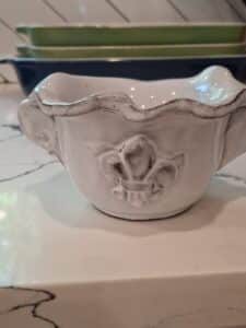 Fleur-de-lis-Ceramic-Gravy-Boat-Abigails