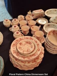 Floral-Pattern-China-Dinnerware-Set-second-image