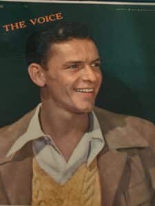 Frank-Sinatra-The-Voice-LP-Record