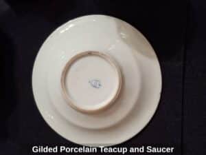Gilded-Porcelain-Teacup-and-Saucer-second-image